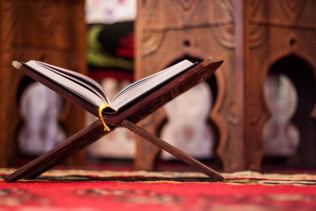 The Maqamat (The Assemblies) and Its Author: An In-Depth Analysis